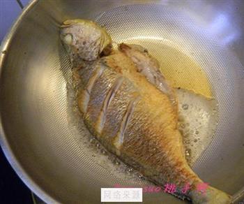 家常烧黄鱼的做法步骤4