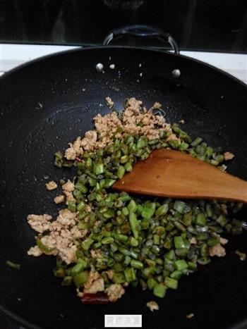 榄菜肉末四季豆的做法步骤12