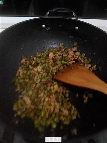 榄菜肉末四季豆的做法步骤14