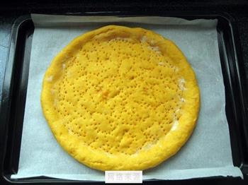 南瓜饼胚培根披萨的做法图解4