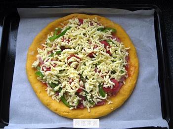 南瓜饼胚培根披萨的做法图解8