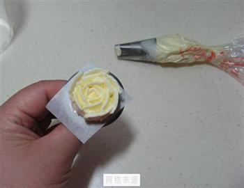 玫瑰花束海绵蛋糕的做法图解16