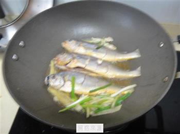 干煎小黄鱼的做法图解6