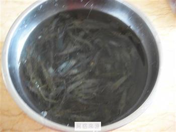 上海油爆虾的做法步骤1