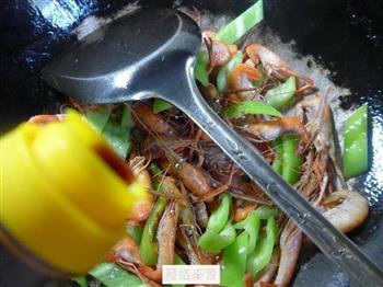 尖椒炒河虾的做法图解6
