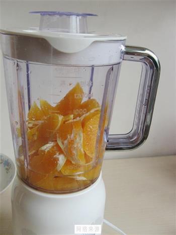 酸甜清爽的橙子汁的做法图解3