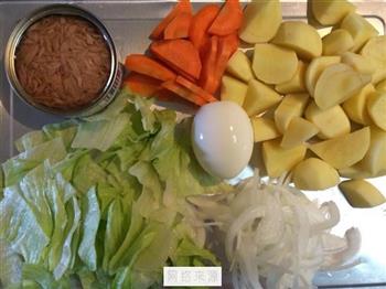 土豆西生菜沙拉的做法图解1