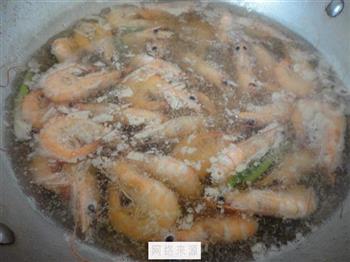 盐水煮虾的做法步骤3