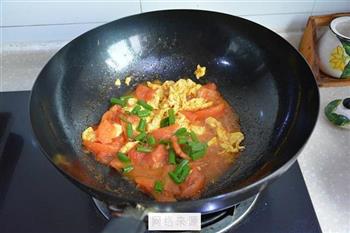 番茄炒蛋盖浇饭的做法步骤7
