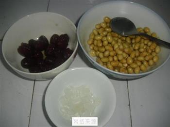 红枣养颜豆浆的做法步骤1