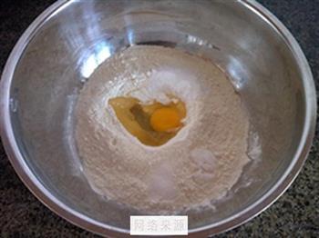 自发面粉鸡蛋油条的做法步骤2