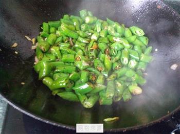 辣椒炒肉的做法步骤9