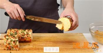 香葱火腿肉松卷的做法步骤11
