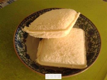 金枪鱼沙拉三明治的做法步骤10