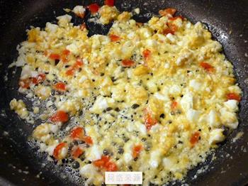 咸蛋干煸四季豆的做法步骤5