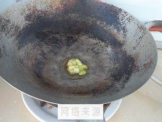 西红柿紫菜汤的做法步骤2