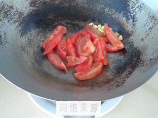 西红柿紫菜汤的做法步骤3