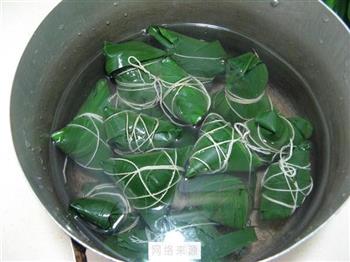 玉米叶红枣粽子的做法步骤10