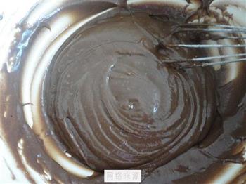巧克力戚风蛋糕的做法步骤8