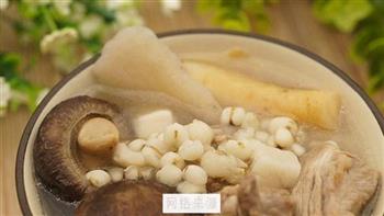淮山茯苓薏米汤的做法步骤7