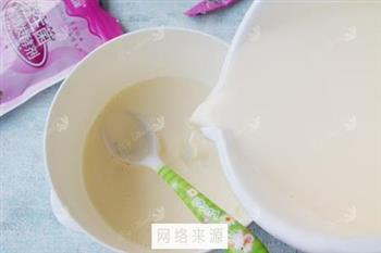 百香果酸奶冰棒的做法步骤3