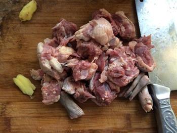 干锅鸭肉的做法步骤1