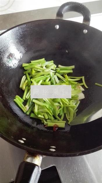 菠菜鸡蛋疙瘩汤的做法步骤4