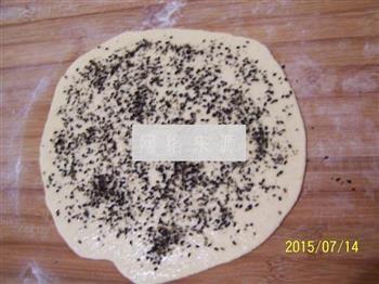 黑芝麻盐玉米发面饼的做法步骤7