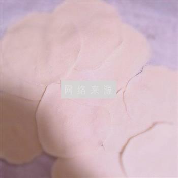 手工韭菜香菇猪肉饺子的做法步骤13