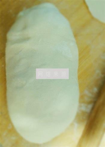 手工韭菜香菇猪肉饺子的做法步骤9