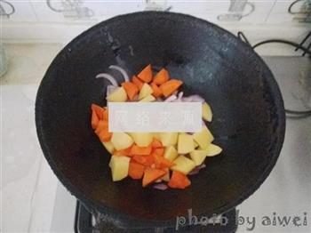 咖喱土豆花椰菜的做法步骤6