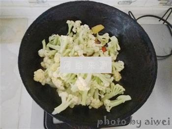 咖喱土豆花椰菜的做法步骤7