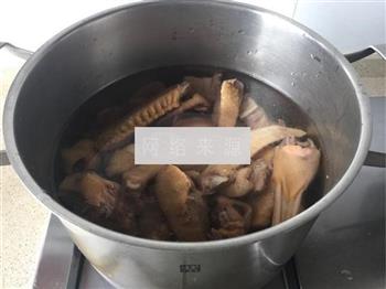茶树菇炖土番鸭的做法图解6