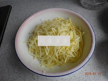 凉拌土豆丝红油炝土豆丝的做法步骤1