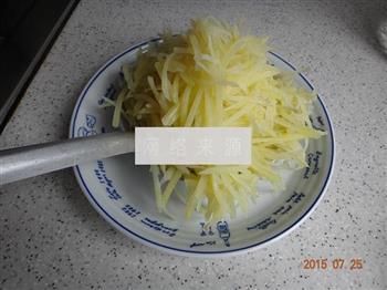 凉拌土豆丝红油炝土豆丝的做法步骤3