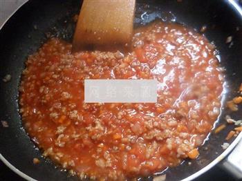 家常版番茄肉酱意面。的做法步骤6