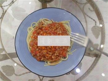 家常版番茄肉酱意面。的做法步骤9