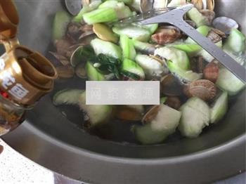 丝瓜花蛤汤的做法步骤6