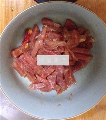 芦笋炒肉的做法步骤3