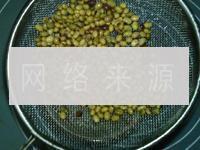 鲜花生豆浆的做法步骤2