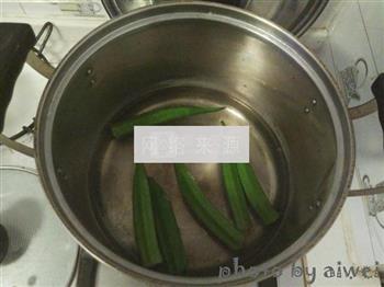 银耳番茄秋葵汤的做法步骤4
