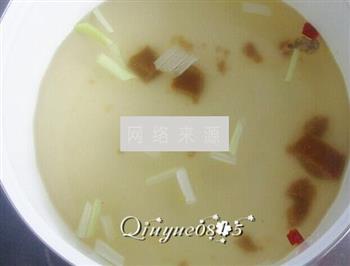 水煮竹笋汤的做法图解5