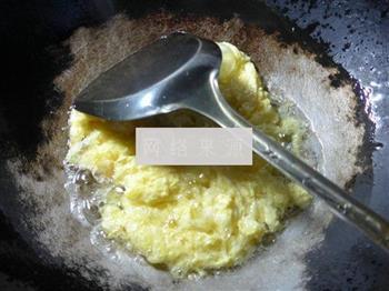 五花肉鸡蛋带豆炒面的做法图解5