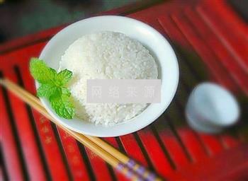 蒸米饭的做法步骤5