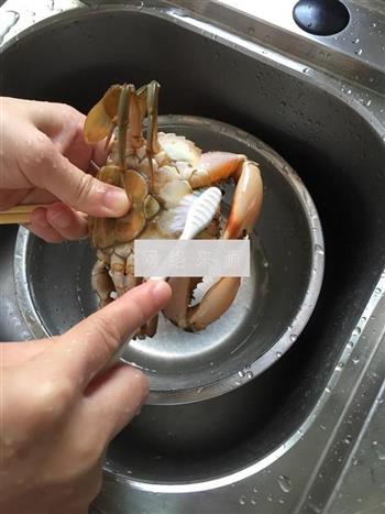 桂圆蒸螃蟹的做法图解3