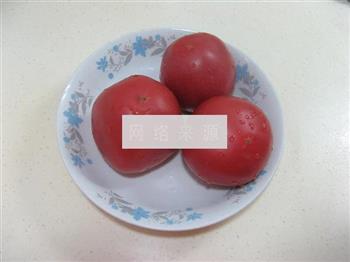 西红柿鸡蛋热汤面的做法步骤2