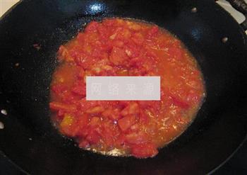 西红柿鸡蛋热汤面的做法图解4