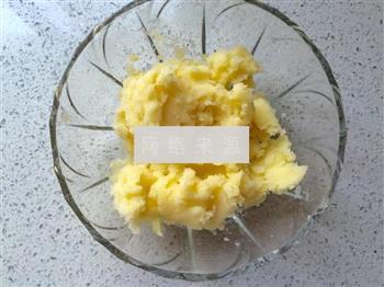 奶香土豆泥的做法步骤3