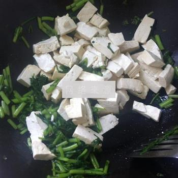 茼蒿豆腐的做法步骤8