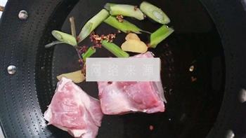 豉香回锅肉的做法图解1